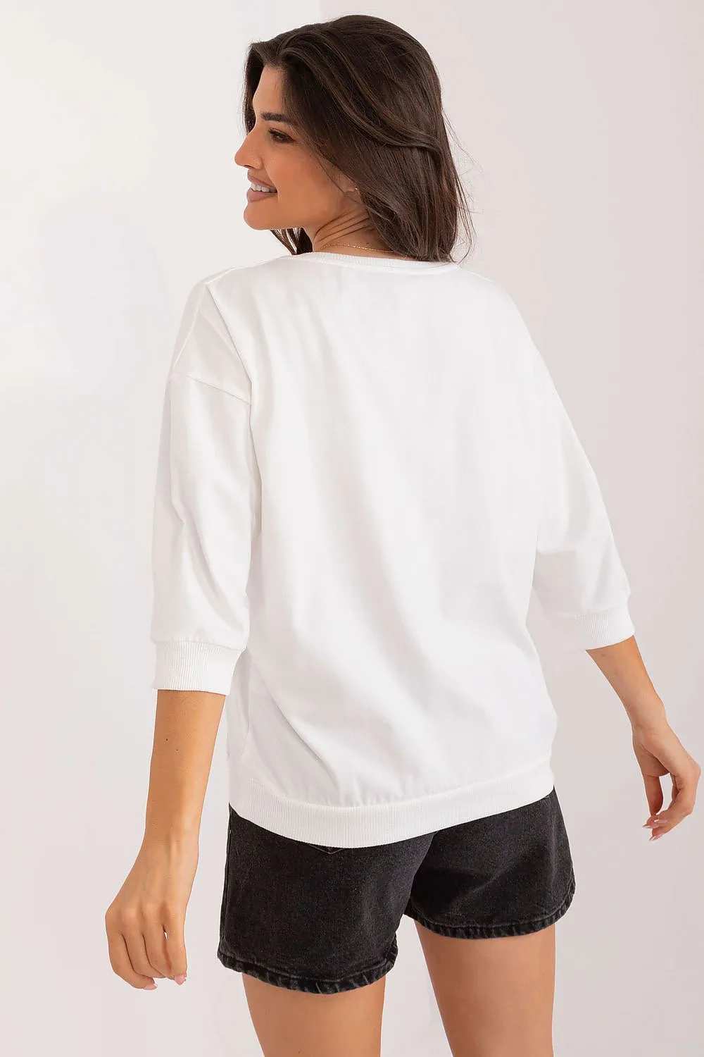 Blouse model 197760 Relevance