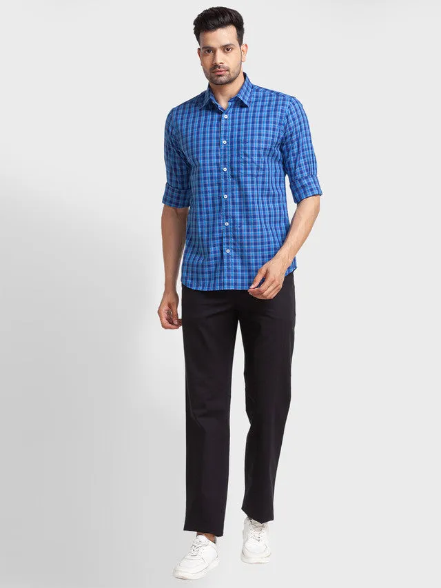 Colorplus Men Blue Checkered Tailored Fit Full Sleeve Spread Collar Shirt