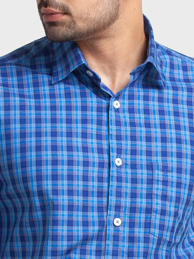 Colorplus Men Blue Checkered Tailored Fit Full Sleeve Spread Collar Shirt