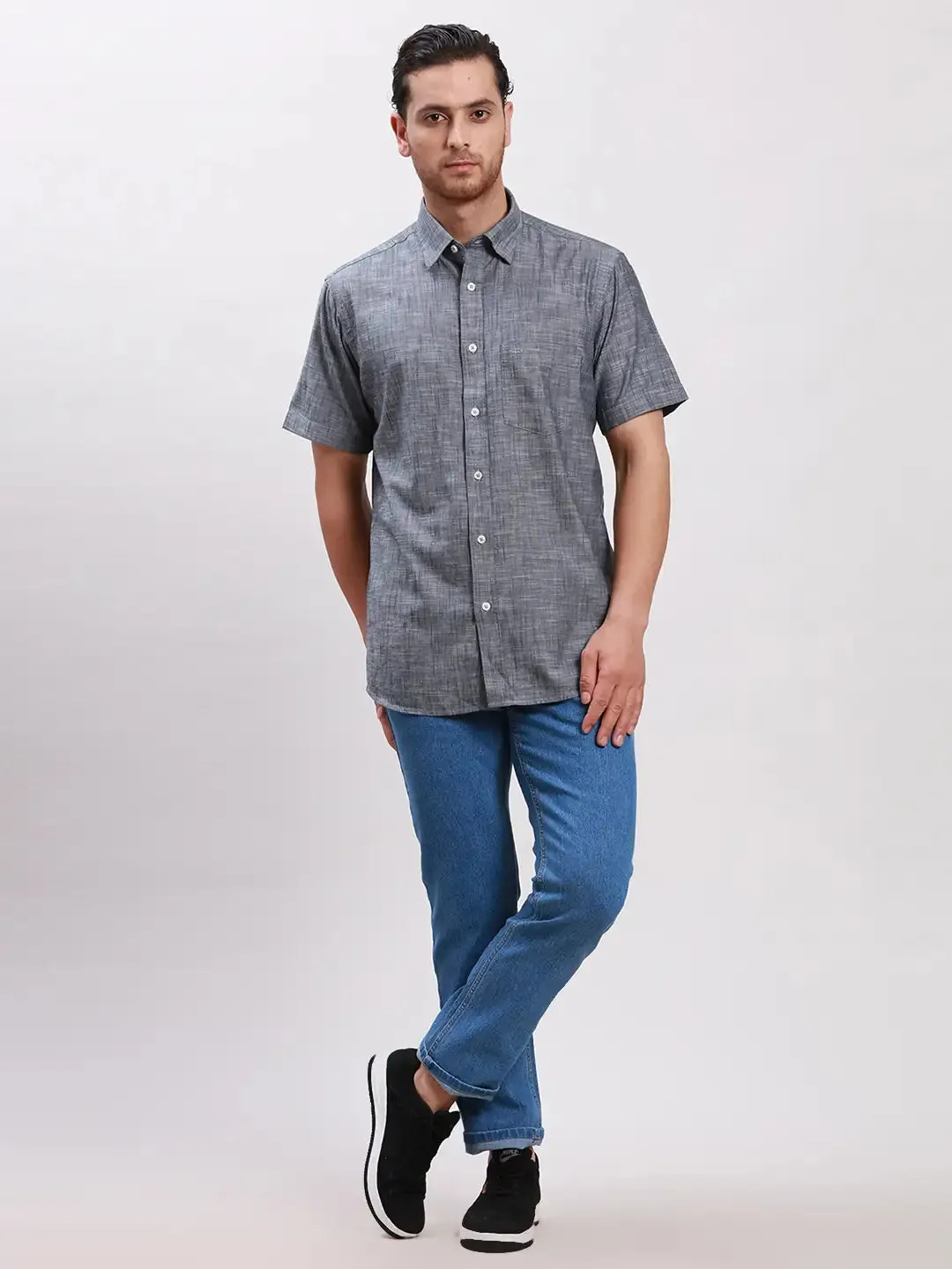 Colorplus Men Grey Tailored Fit Solid Cotton Casual Shirt