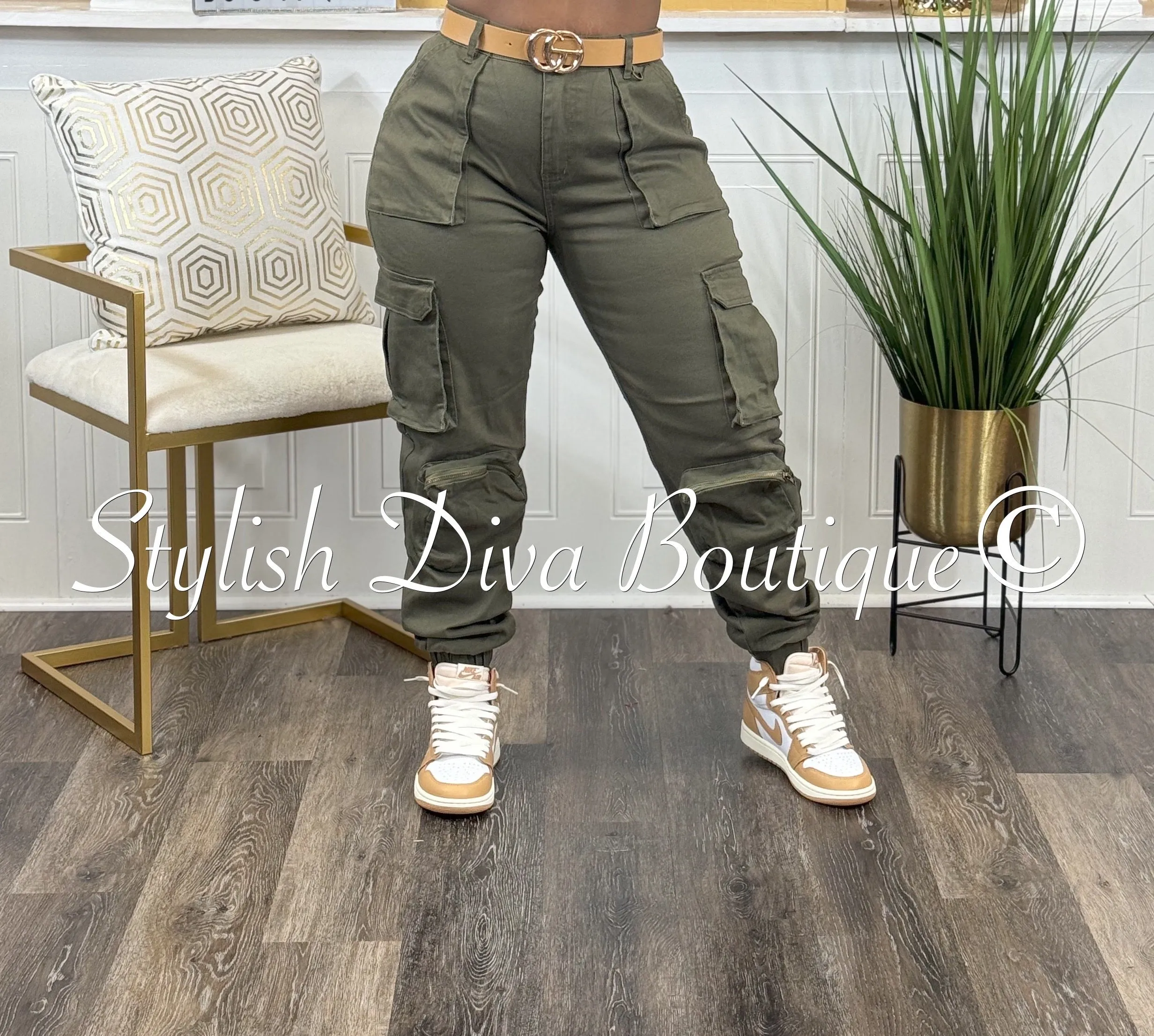 Good Vibes Joggers (Olive)