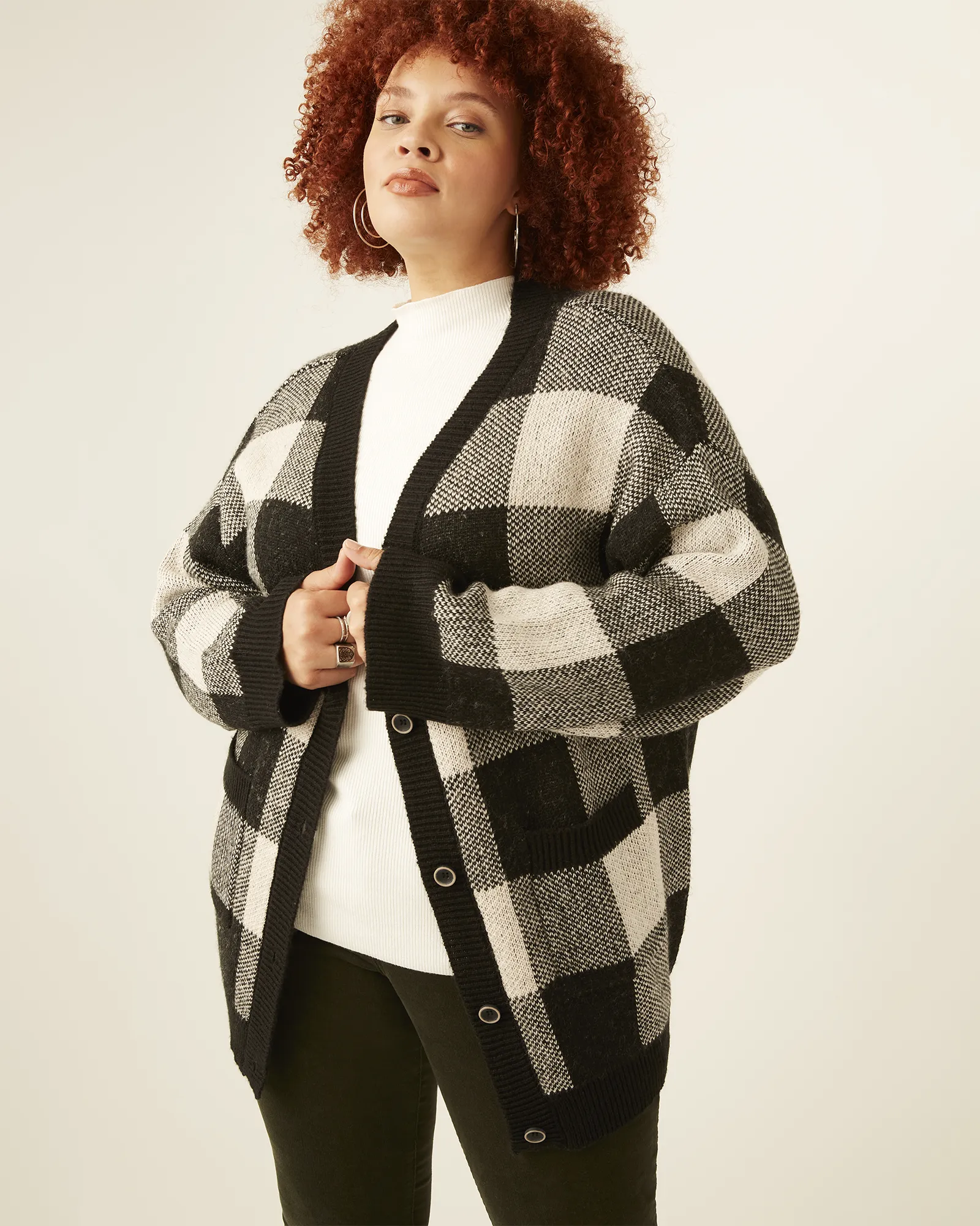 Gregoria Buffalo Check Sweater Cardigan | Black / White