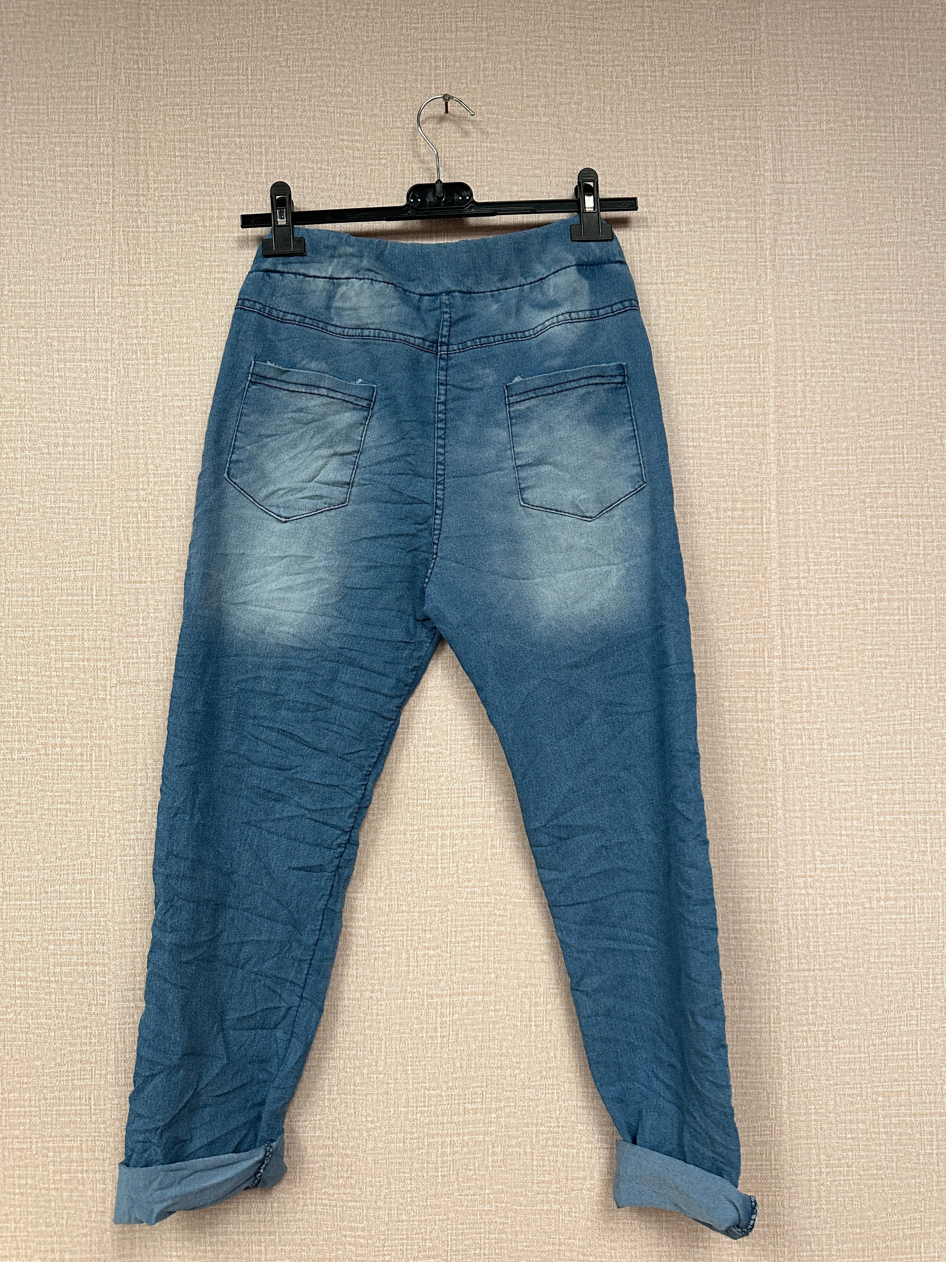 Italian  jogger magic pants.