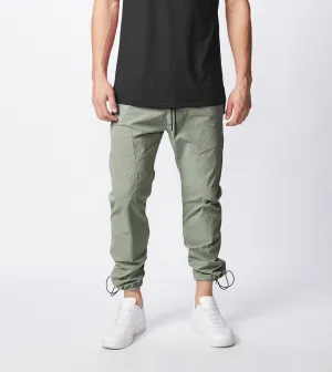 Jumpa Tech Pant Dark Moss