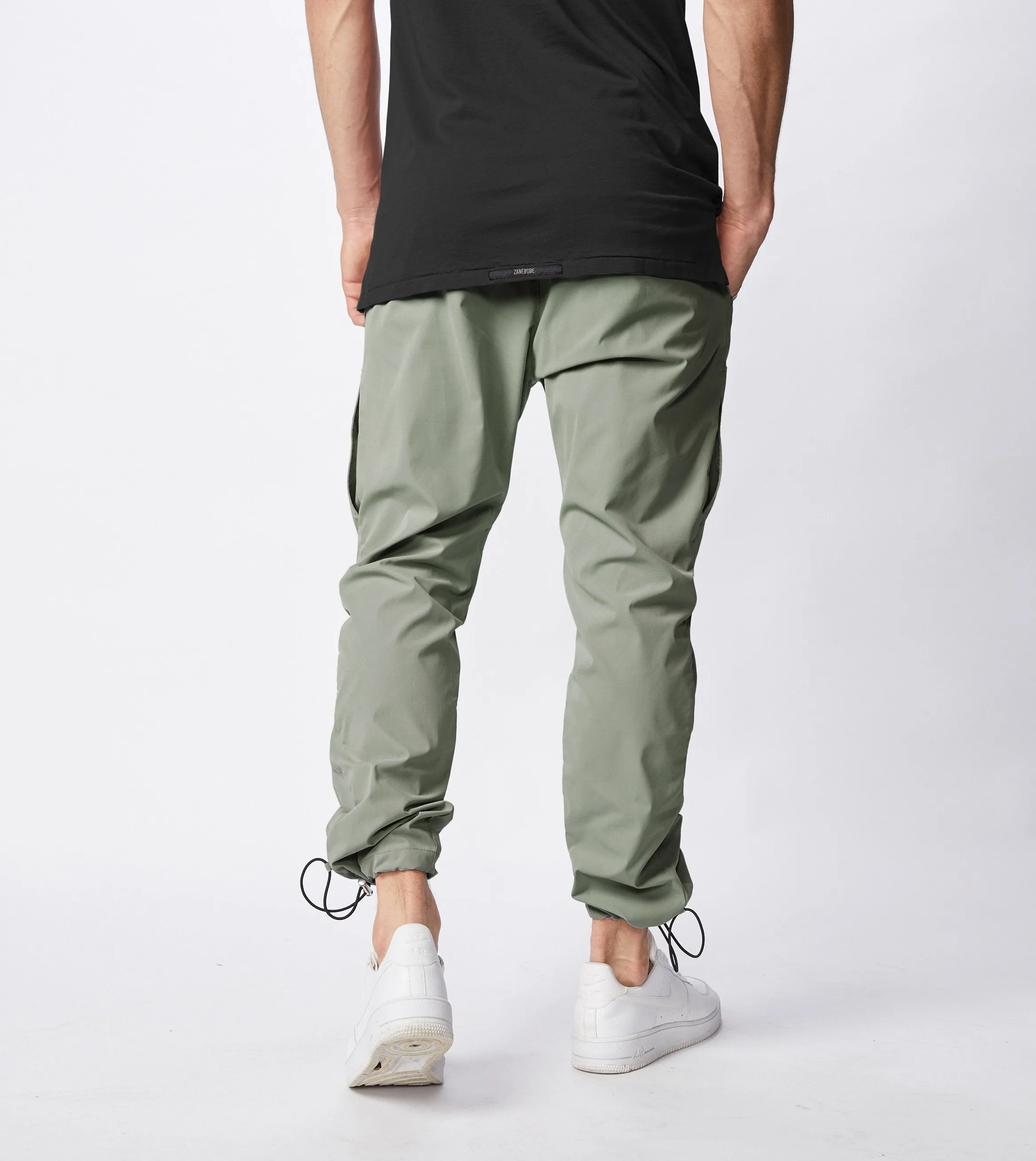Jumpa Tech Pant Dark Moss