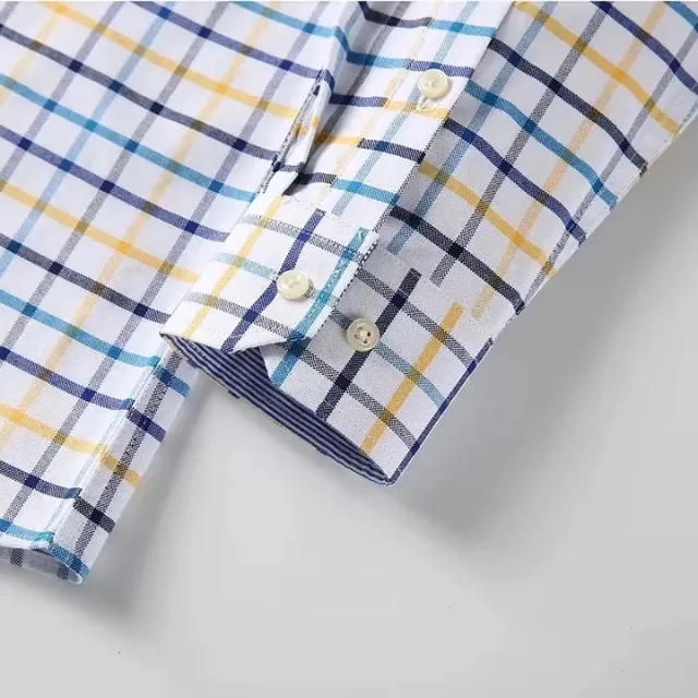 Men's Checked Long Sleeve Shirt with Chest Pocket | Ideal for All Seasons