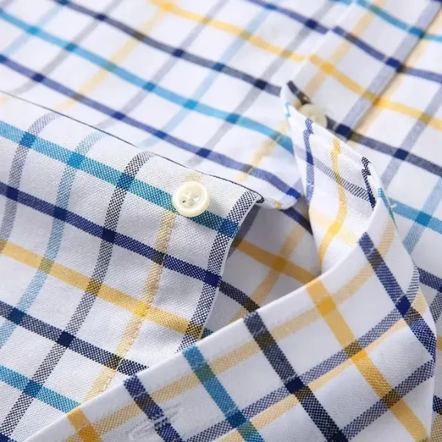 Men's Checked Long Sleeve Shirt with Chest Pocket | Ideal for All Seasons