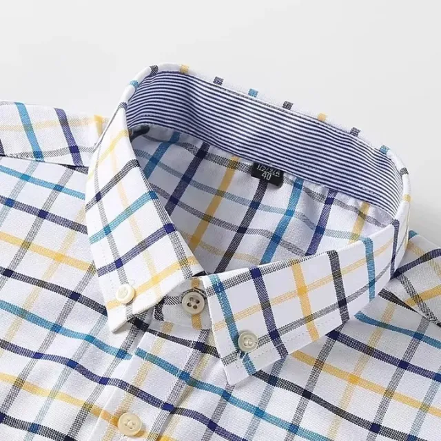 Men's Checked Long Sleeve Shirt with Chest Pocket | Ideal for All Seasons