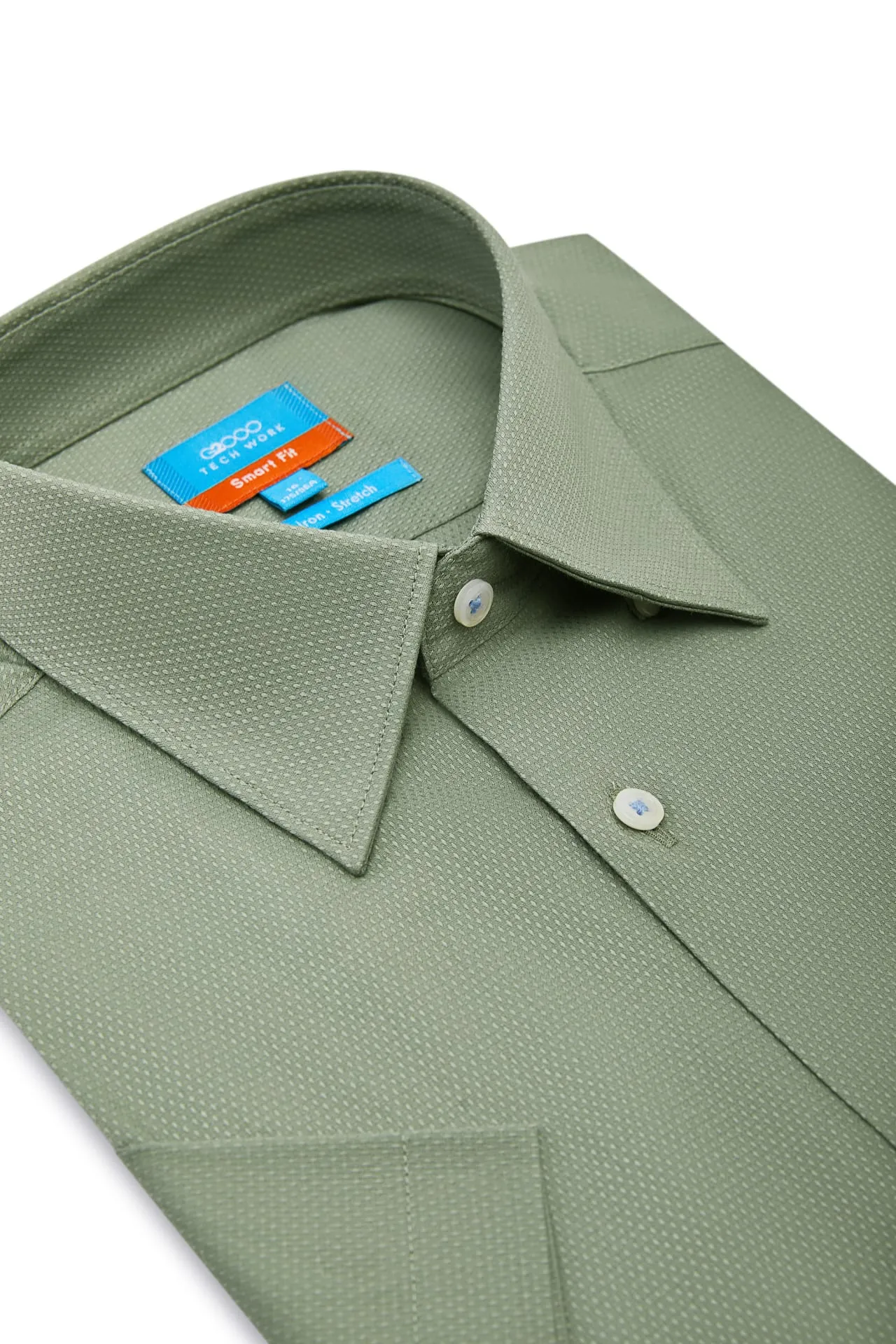 Non-Iron Easy Care Smart Fit Dot Texture Short Sleeve Shirt