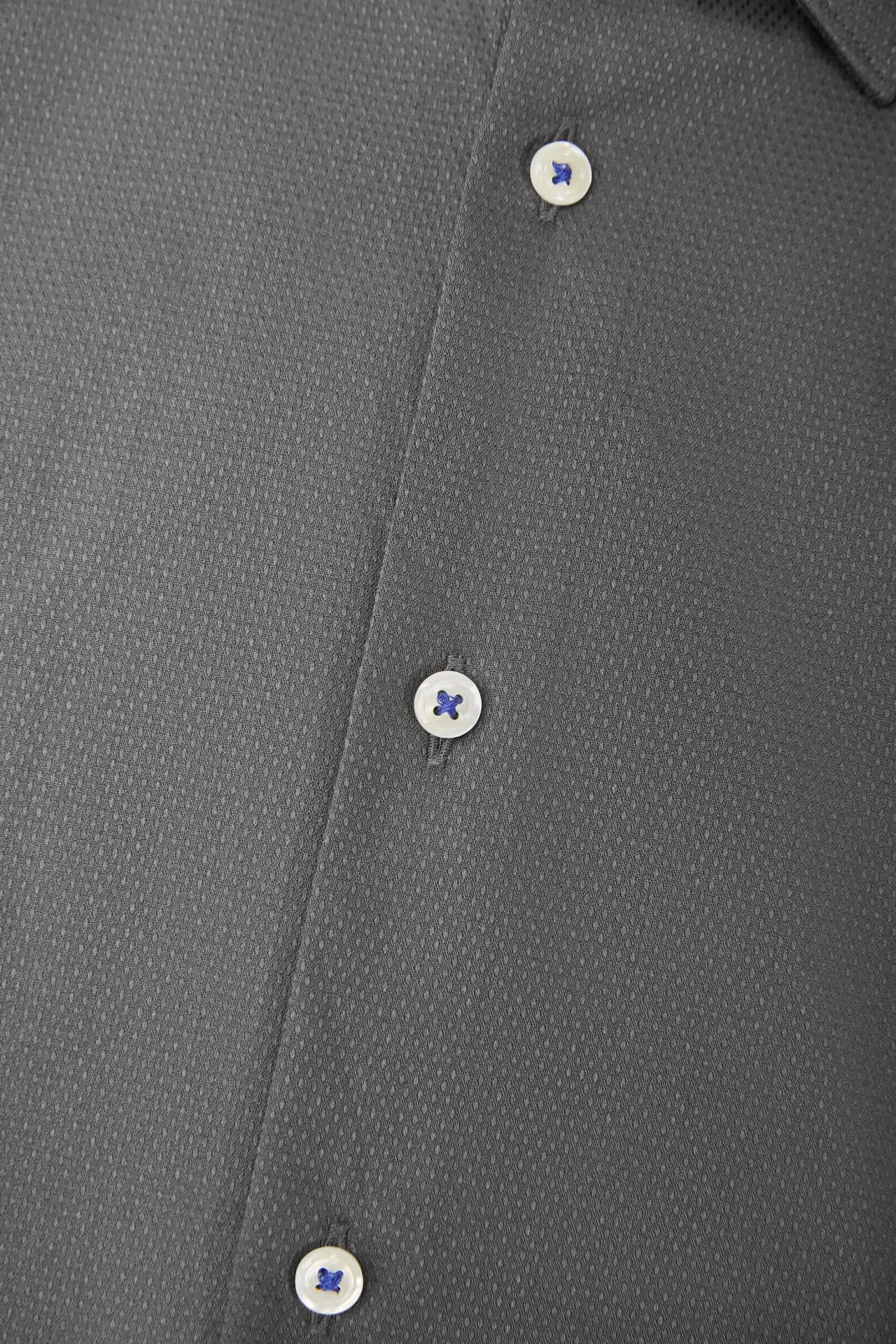 Non-Iron Easy Care Smart Fit Dot Texture Short Sleeve Shirt