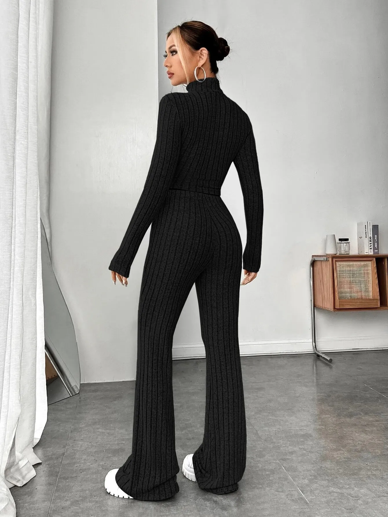 SHEIN EZwear Mock Neck Crop Tee & Flare Leg Pants