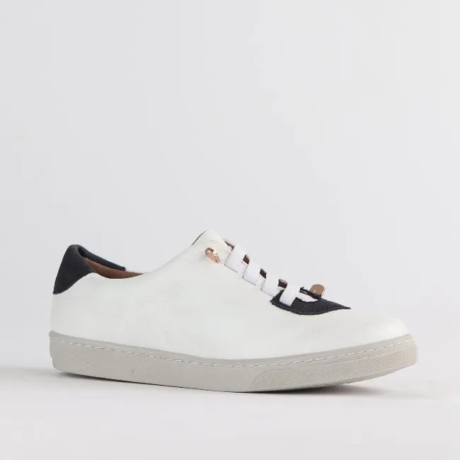 Sneaker with Removable Footbed in White -12187