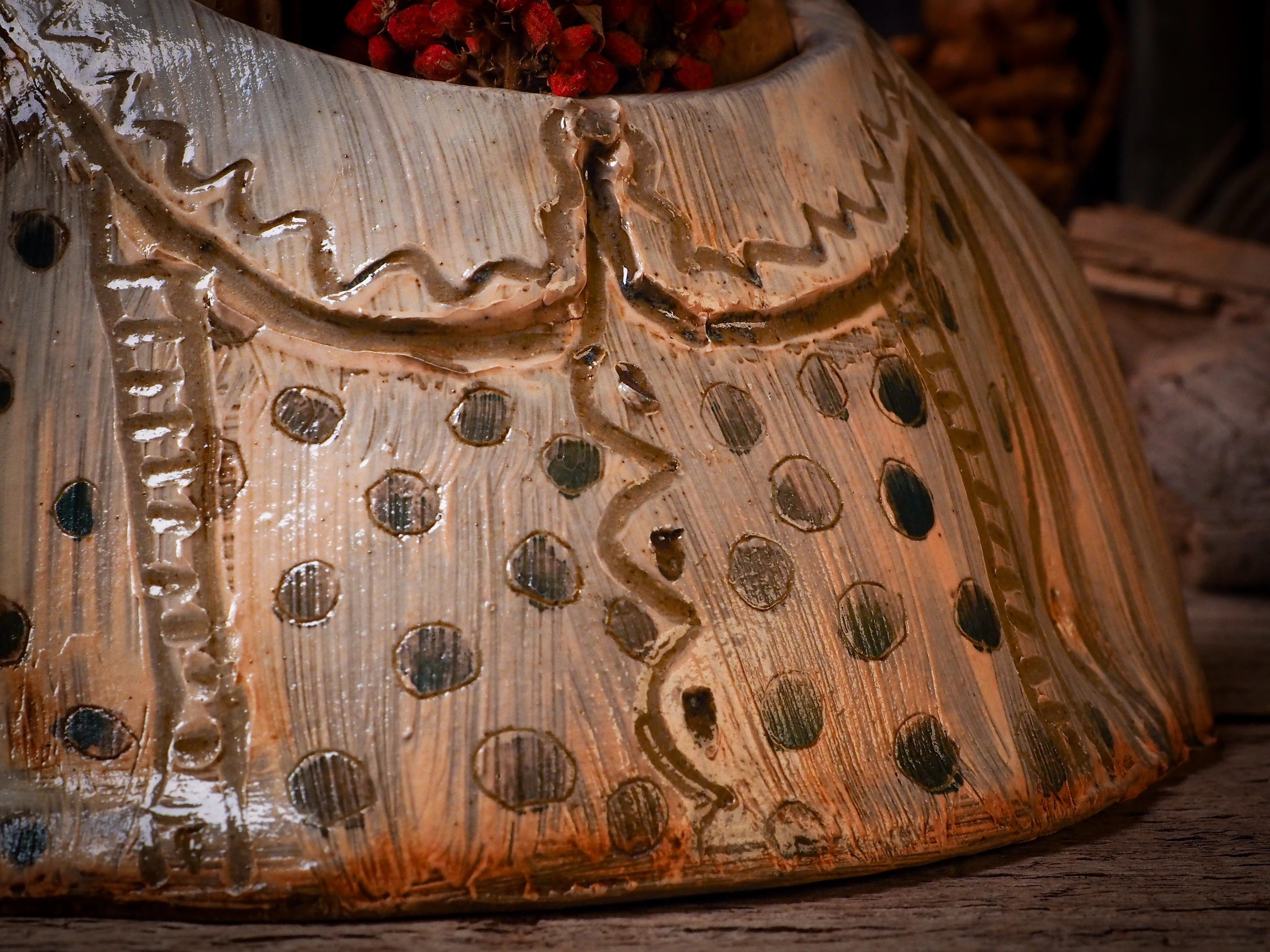 THE SEAMSTRESS LEGACY No. 004 - CERAMIC CONTAINER